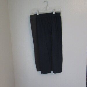 Lot of 2 Tees by Tina One Size Gray and Blue Leggings